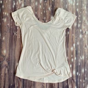 CALIA by Carrie Underwood T-shirt